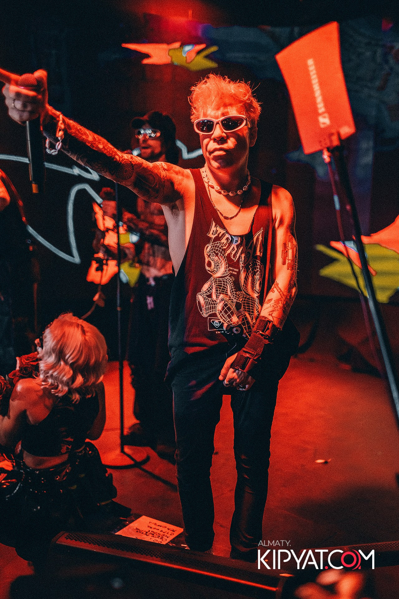 QUEST PISTOLS В РЕСТОРАНЕ NINO. КИПЯТКОМ АЛМАТЫ!