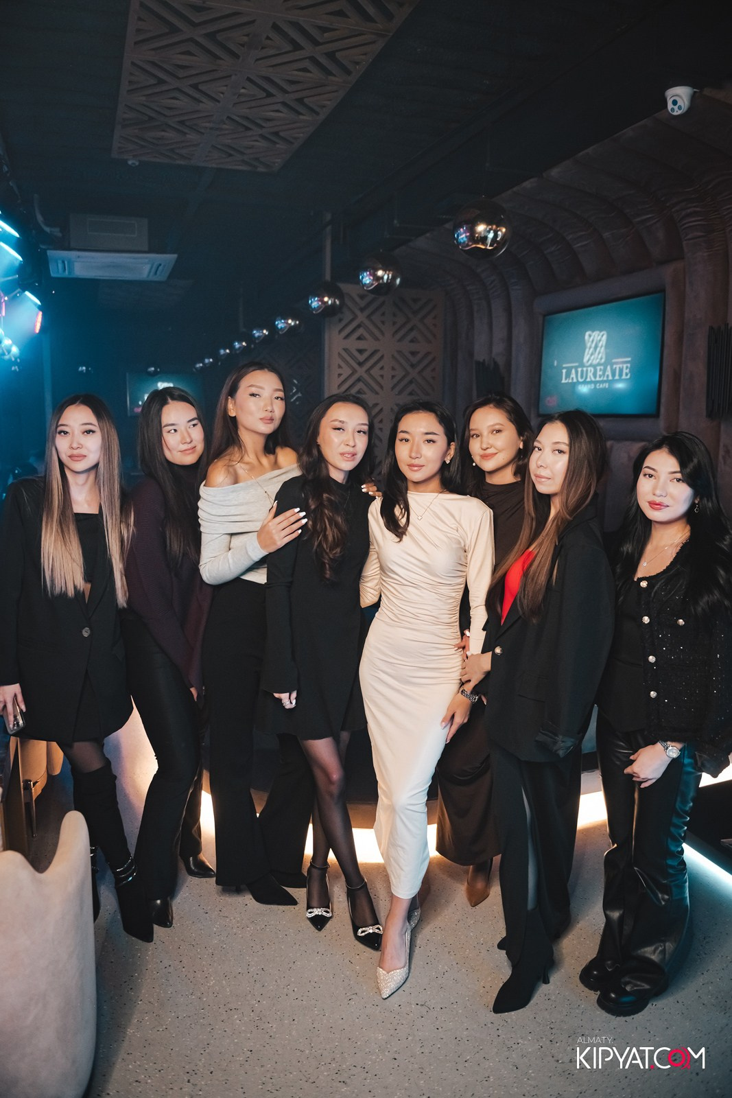 LAUREATE GRANDE CAFE. КИПЯТКОМ АЛМАТЫ!