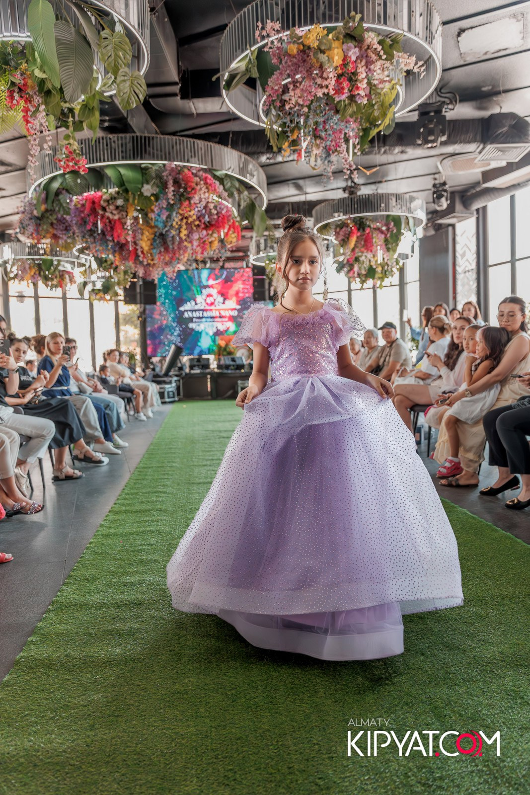 PROM KIDS FASHION SHOW. КИПЯТКОМ АЛМАТЫ!