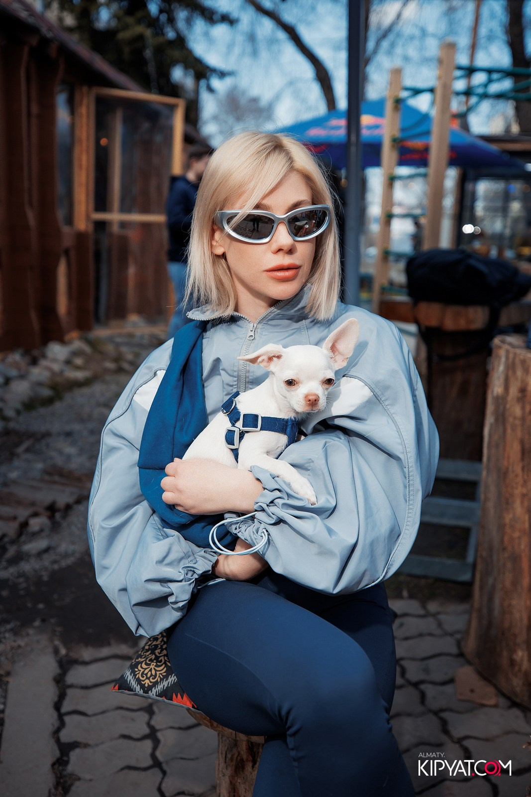 ДНЕВНОЙ РЕЙВ. КИПЯТКОМ АЛМАТЫ!