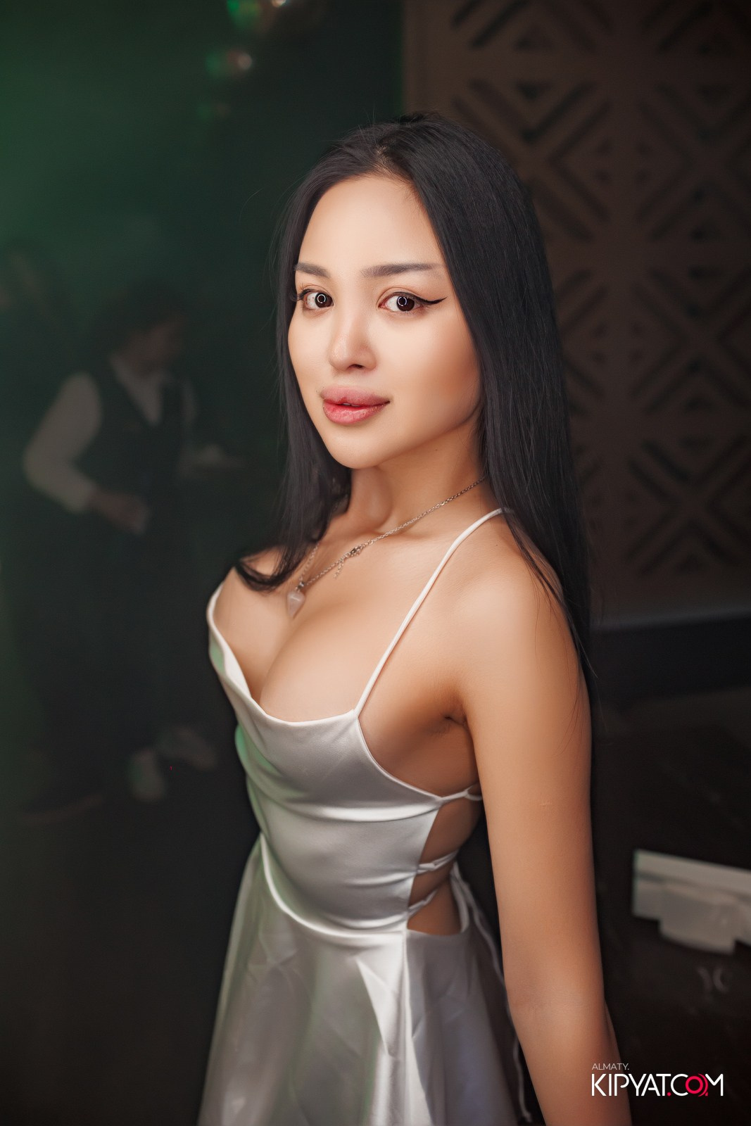 LAUREATE GRAND CAFÉ. КИПЯТКОМ АЛМАТЫ!