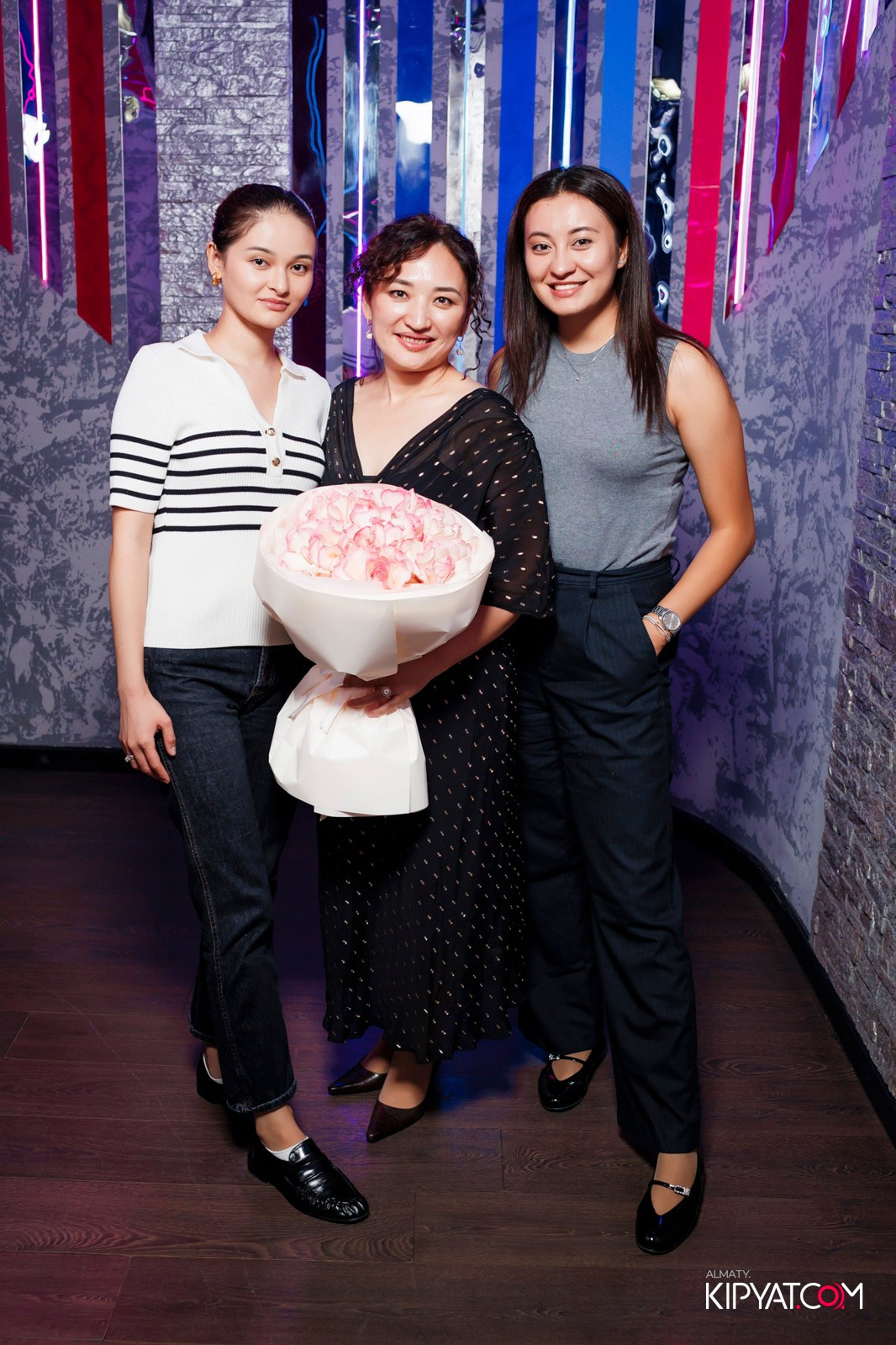 УХО И МЕДВЕДЬ НА ГАГАРИНА. КИПЯТКОМ АЛМАТЫ!