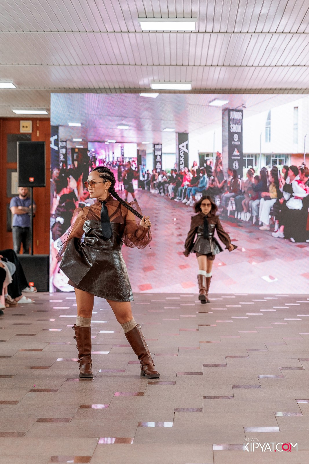 JUNIOR FASHION SHOW. КИПЯТКОМ АЛМАТЫ!