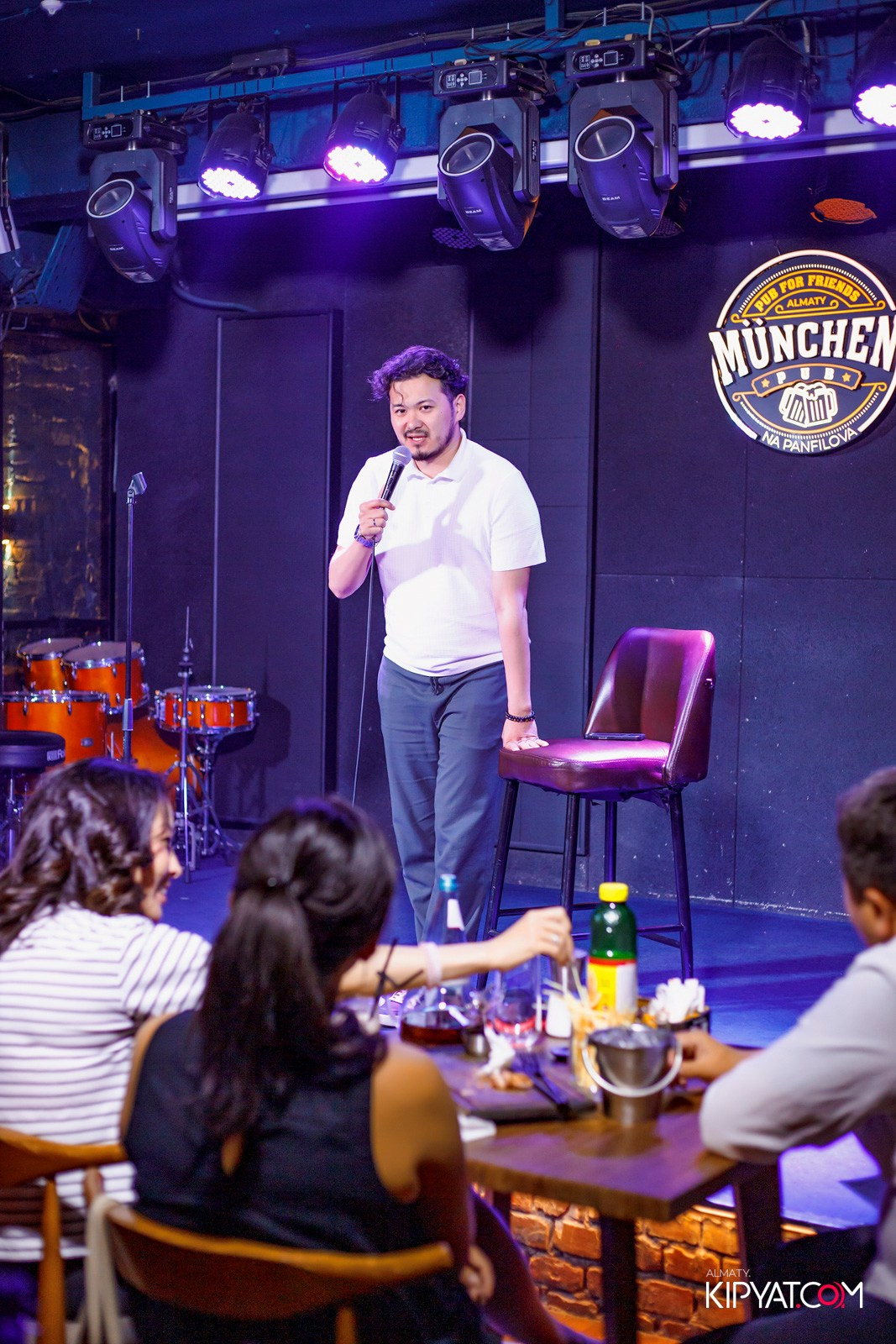 STAND UP КОНЦЕРТ АЛЕКСАНДРА МЕРКУЛЬ. КИПЯТКОМ АЛМАТЫ! Фотосъемка мероприятий в Алматы
