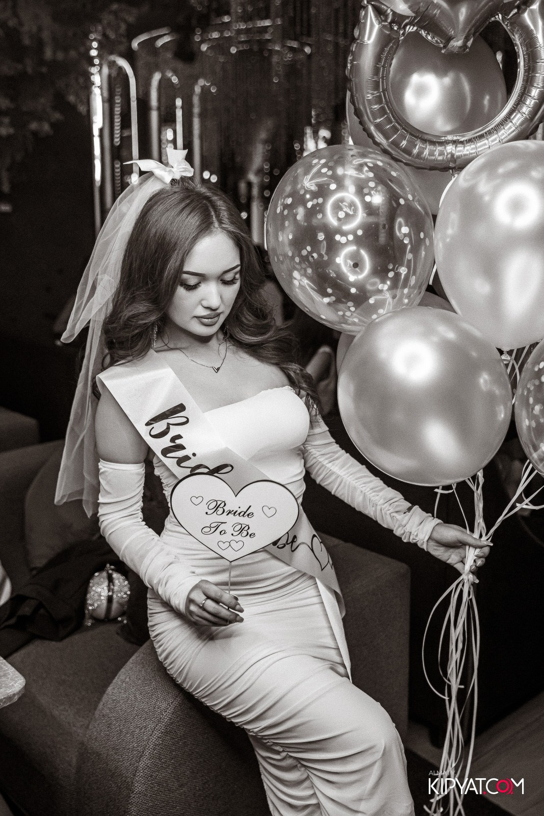 FRIENDS BAR & TERRACE. КИПЯТКОМ АЛМАТЫ!