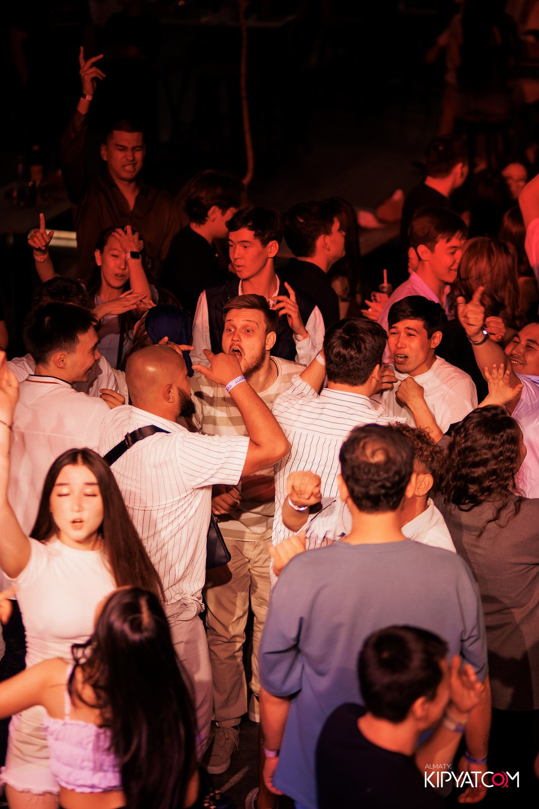 EVENT BAR. КИПЯТКОМ АЛМАТЫ!