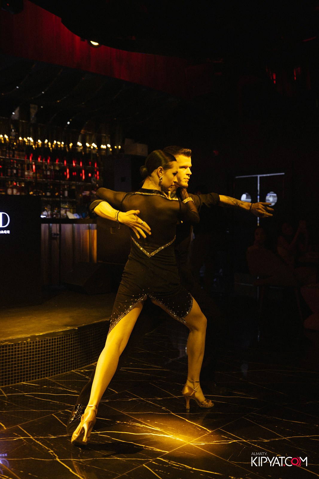 MOOD KARAOKE & TERRACE. КИПЯТКОМ АЛМАТЫ!