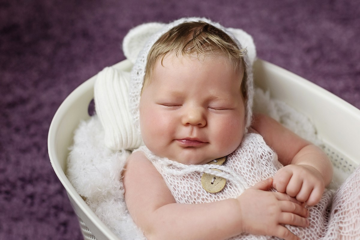 Фотограф новорожденных малышей Ирина Шайнурова