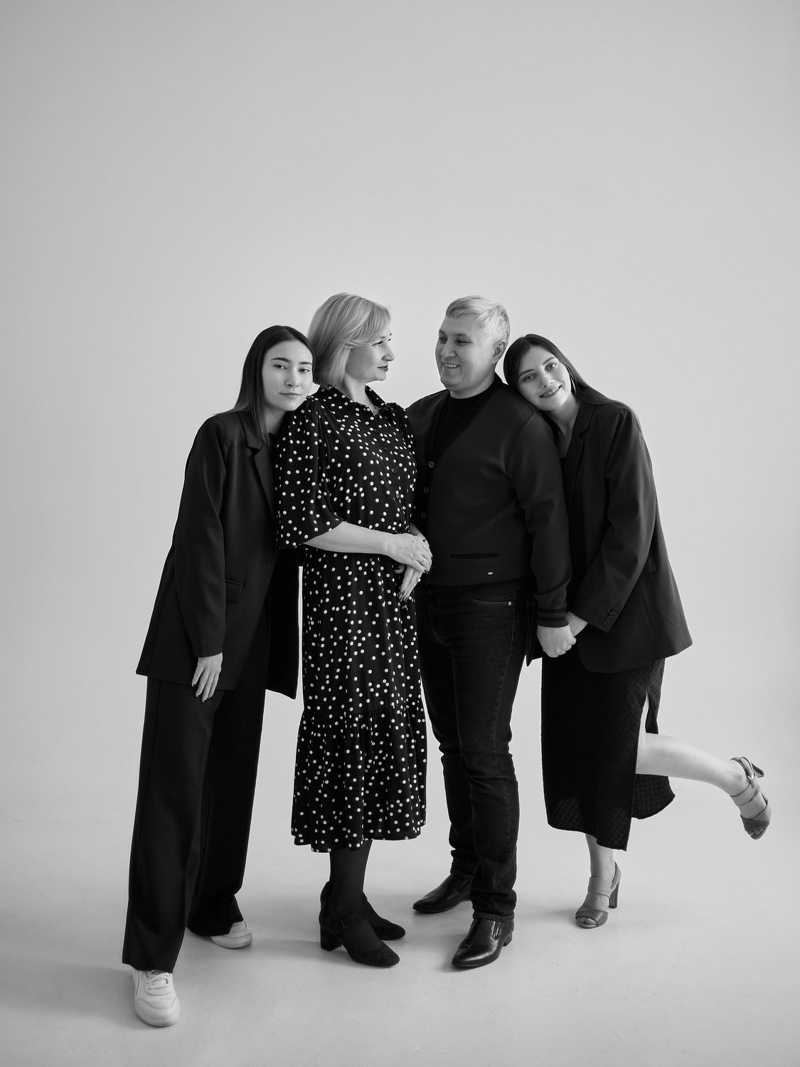 Семейная съемка в студии. Портретный фотограф в Санкт-Петербурге