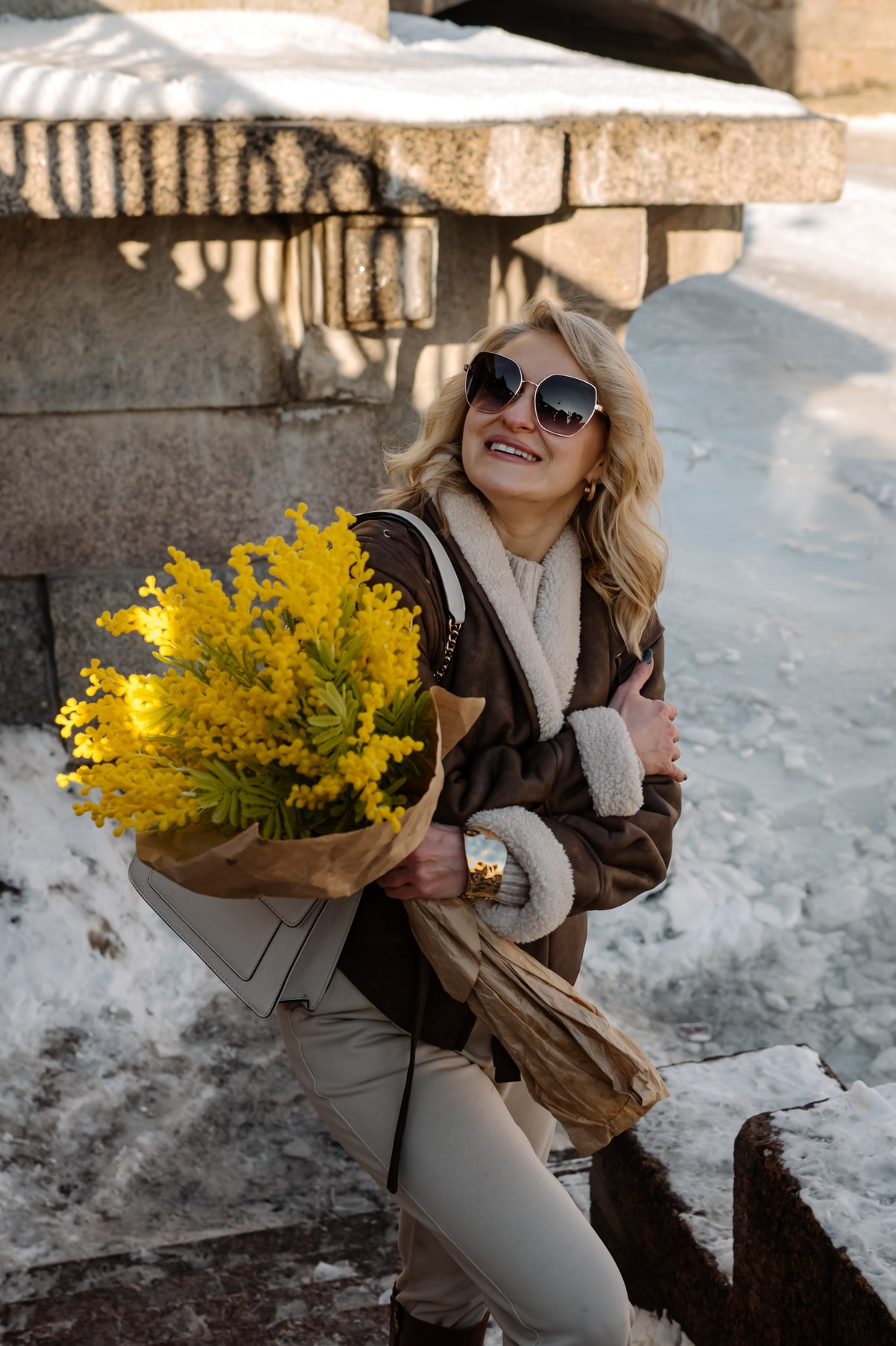 Весна. Прогулка с цветами. Свадебный и семейный фотограф в Санкт-Петербурге Елена Худякова