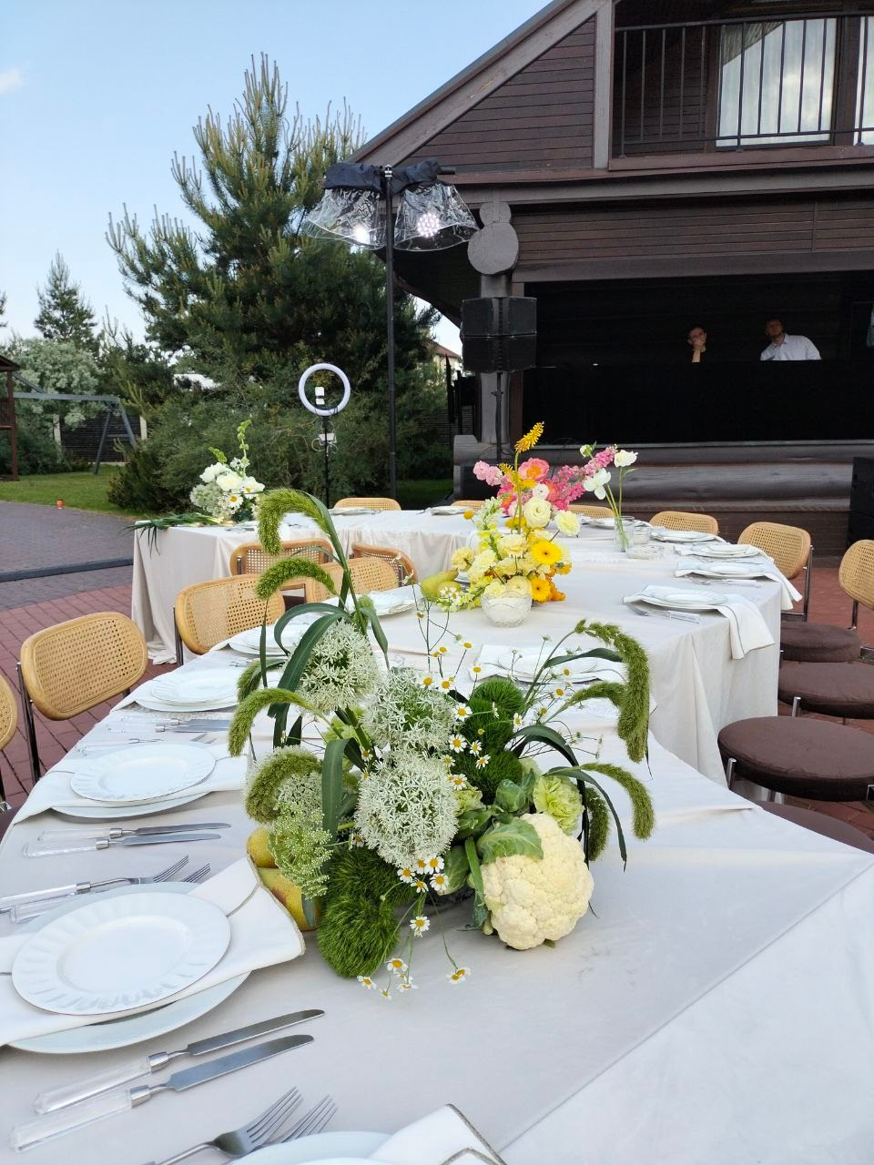 цветы на заказ. цветы. флорист дизайнер. клиентский сервис. головинский район. сао. флорист ховрино. флорист головинскийрайон. флорист клин. оформление цветами. цветочное оформление. оформление живыми цветами. современная флористика. камерная свадьба. большая свадьба. флорист на свадьбу москва. декоратор на свадьбу. концепция свадьбы. ручная работа. маленькая свадьба. бюджетная свадьба. дорогая свадьба. работа на заказ. живые цветы. украшение живыми цветами