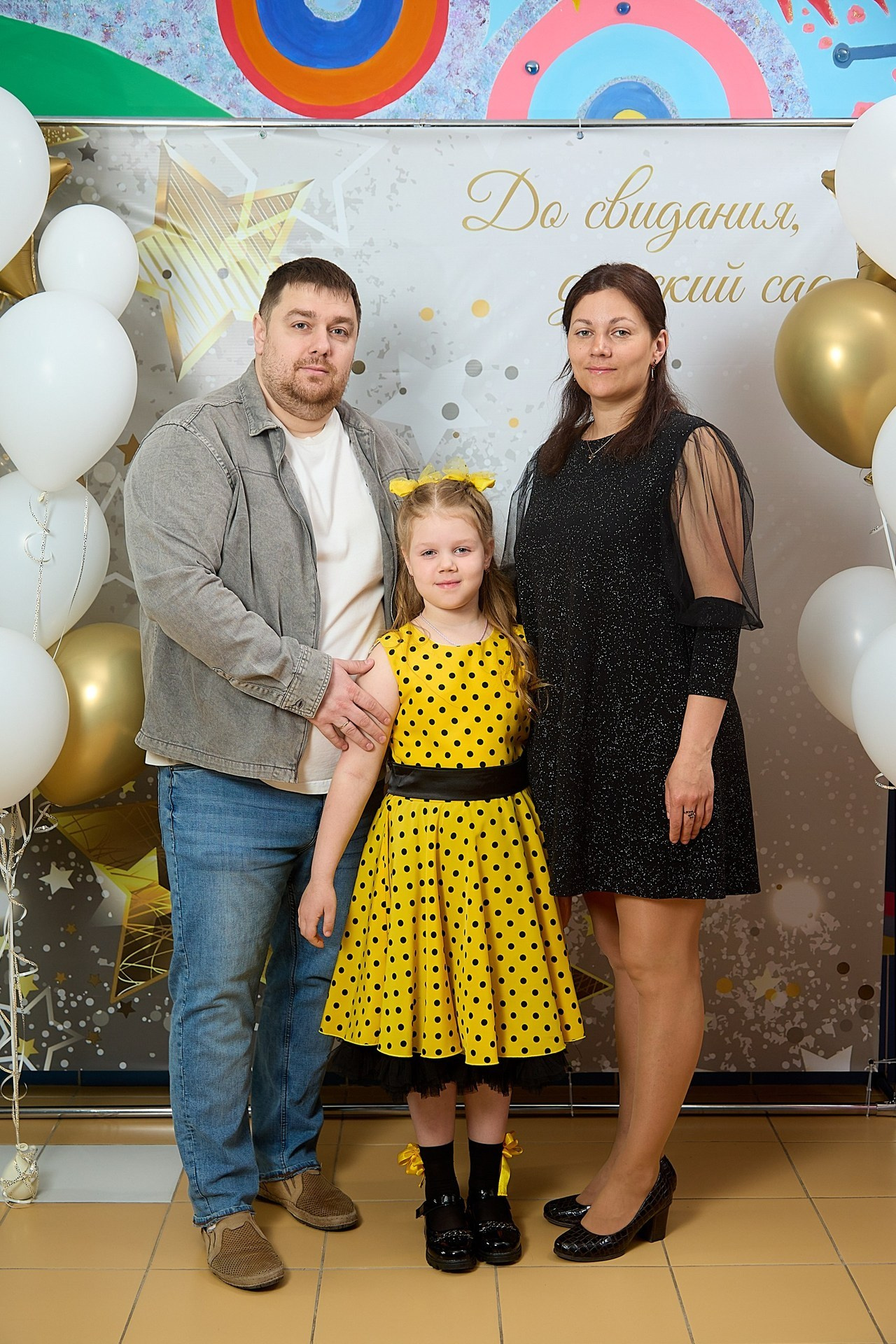 Отзывы о работе фотографа для школы и детского сада в Новосибирске. Выпускной альбом Новосибирск