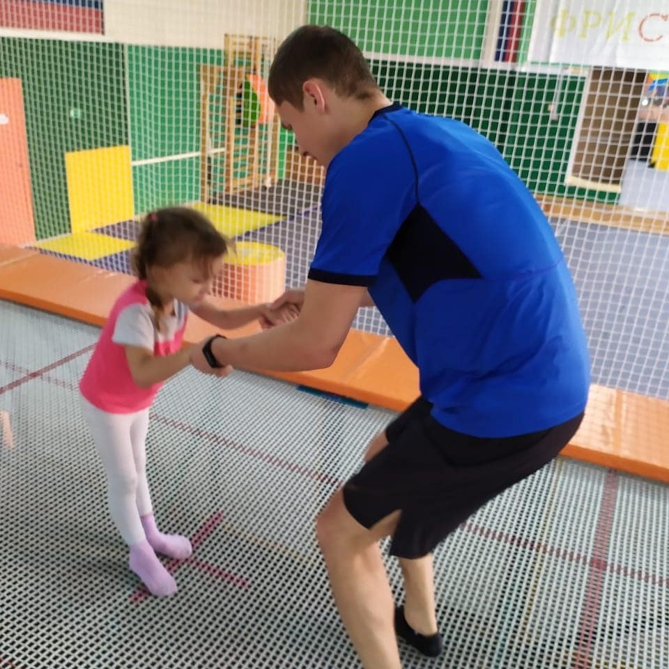 Запускаем проект «Вместе с мамой»: новый этап в развитии инклюзивного спорта в Аксае! 💫🤸‍♀️