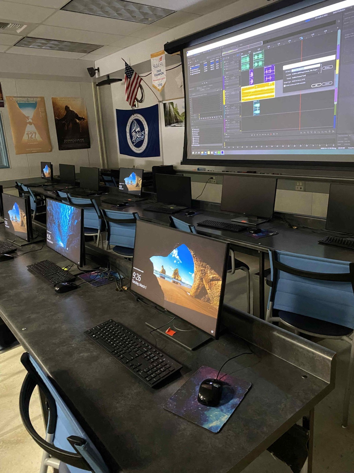 California, Chico High School. LinguaCentrePro