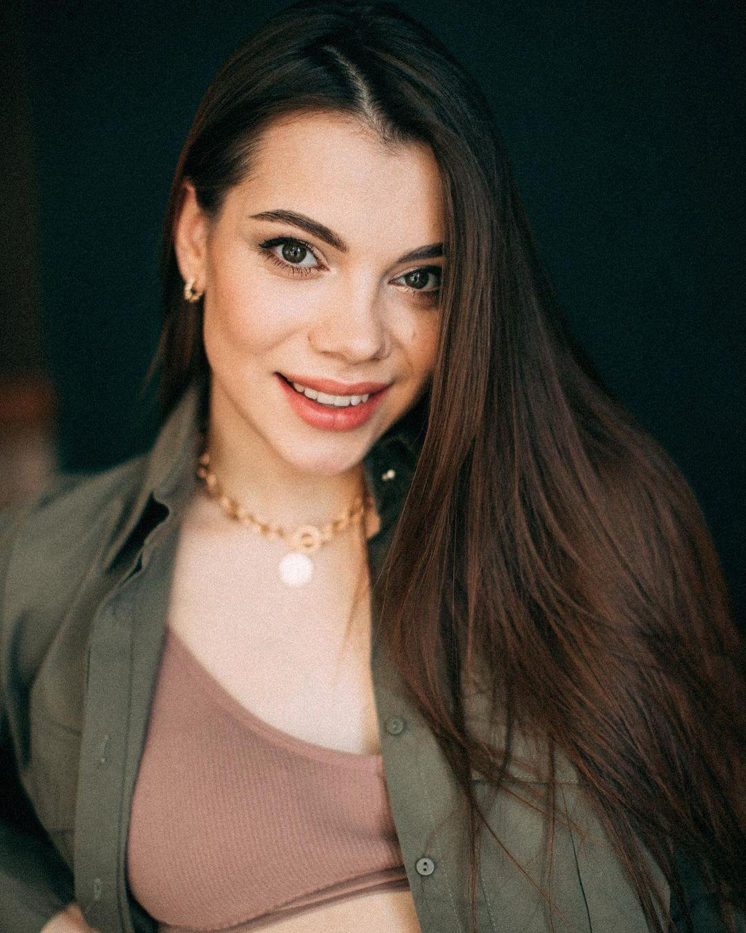 Студийные. Семейный фотограф Омск l Виолетта Журавлева