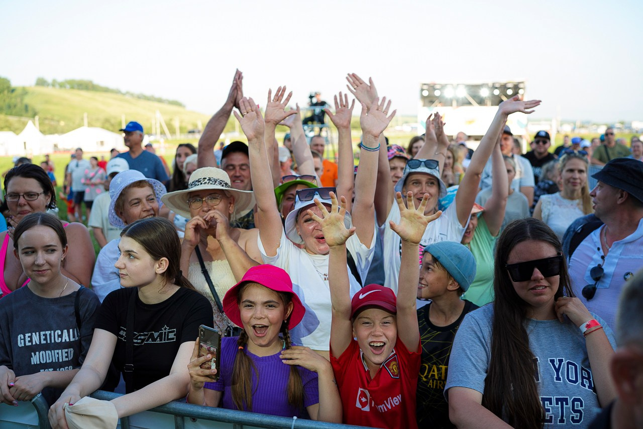 Динотерра 2024. #фотокаквкино | Фотографирую людей