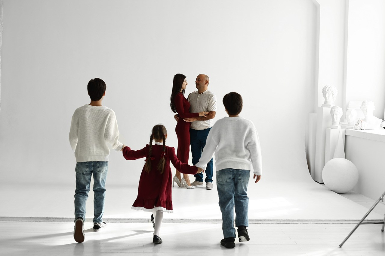 Семейная фотосъёмка студия/ прогулка. Мишугина Ольга Фотограф новорожденных, семейный и детский фотограф