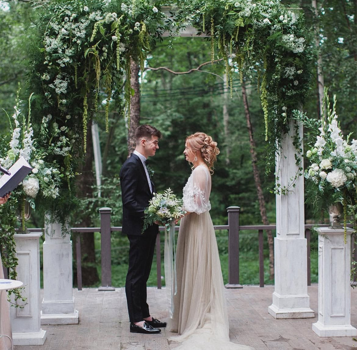 Камилла и Кирил. Ксения Почтарь. Декоратор и флорист, город Владивосток