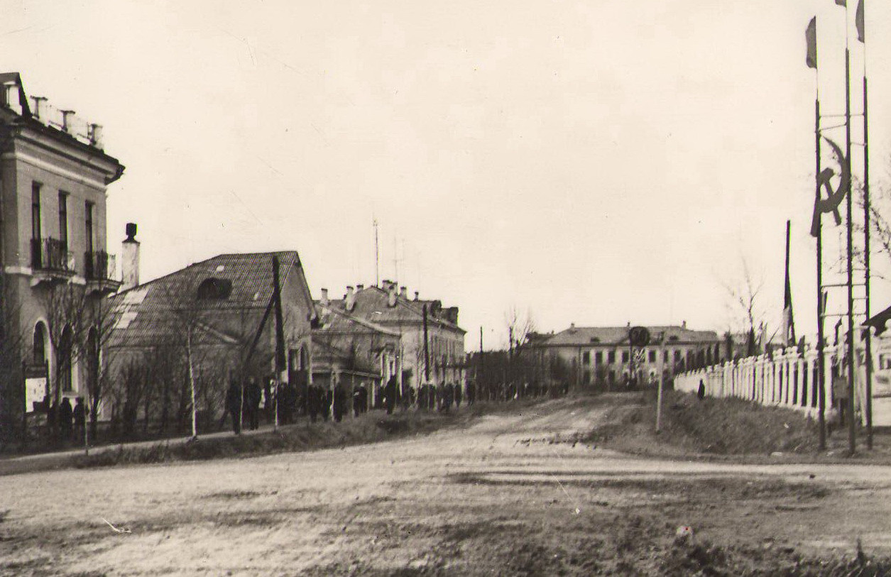 Назия в 1950-х и 1970-х. История Назиевского городского поселения