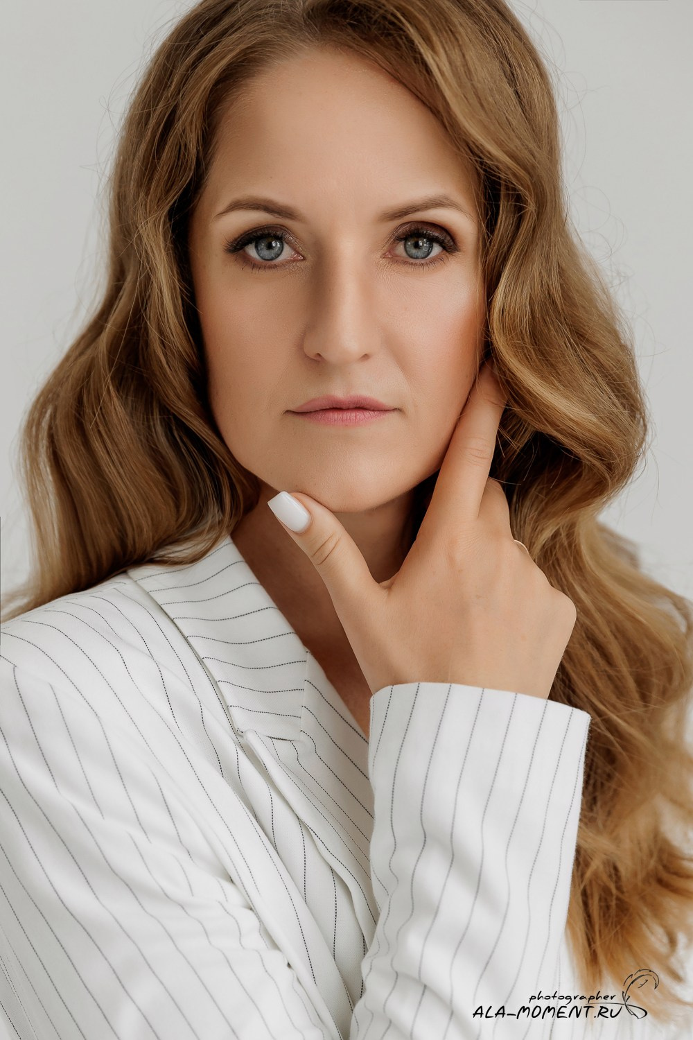 Бизнес портрет. Профессиональный фотограф в Брянске Аля Подольная. Свадебный, семейный, портретный фотограф. Выпускные альбомы. Опыт более 10 лет. АЛЯМОМЕНТ