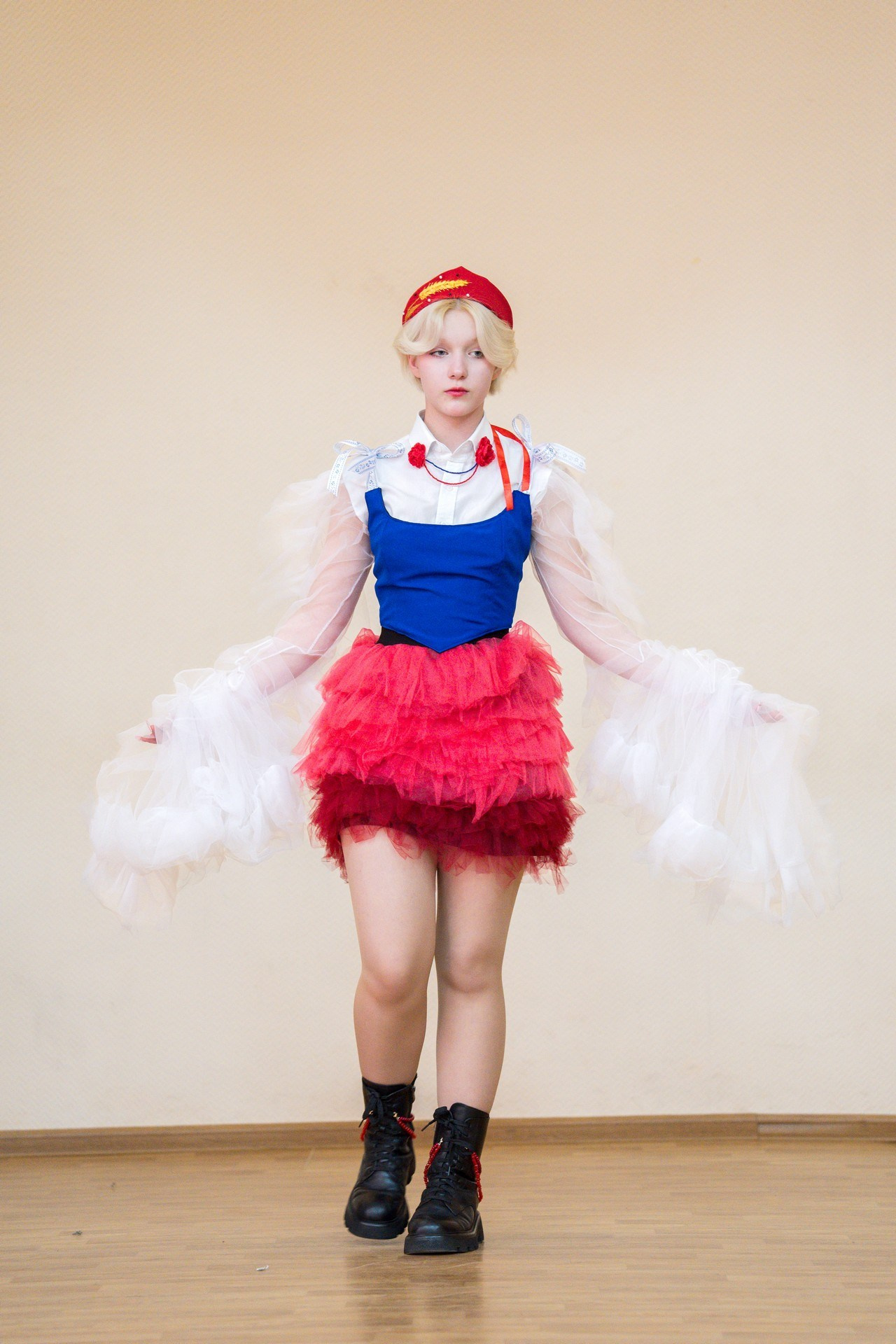 Царскосельский кутюрье. Репортажная съёмка в Санкт-Петербурге, Константин Петров