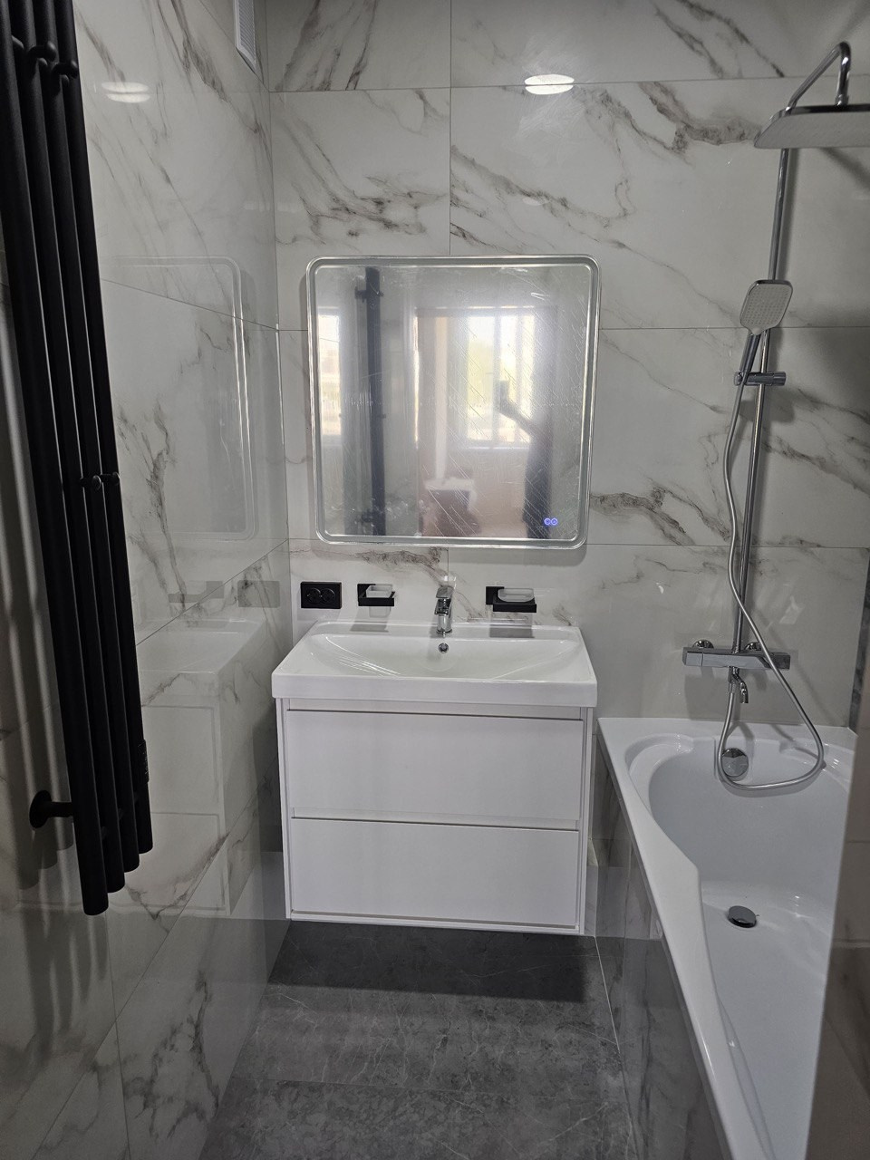 Ванная комната (ул. Аделя Кутуя д. 100). Ремонт санузла, туалета, ванной под ключ в Казани. Укладка плитки