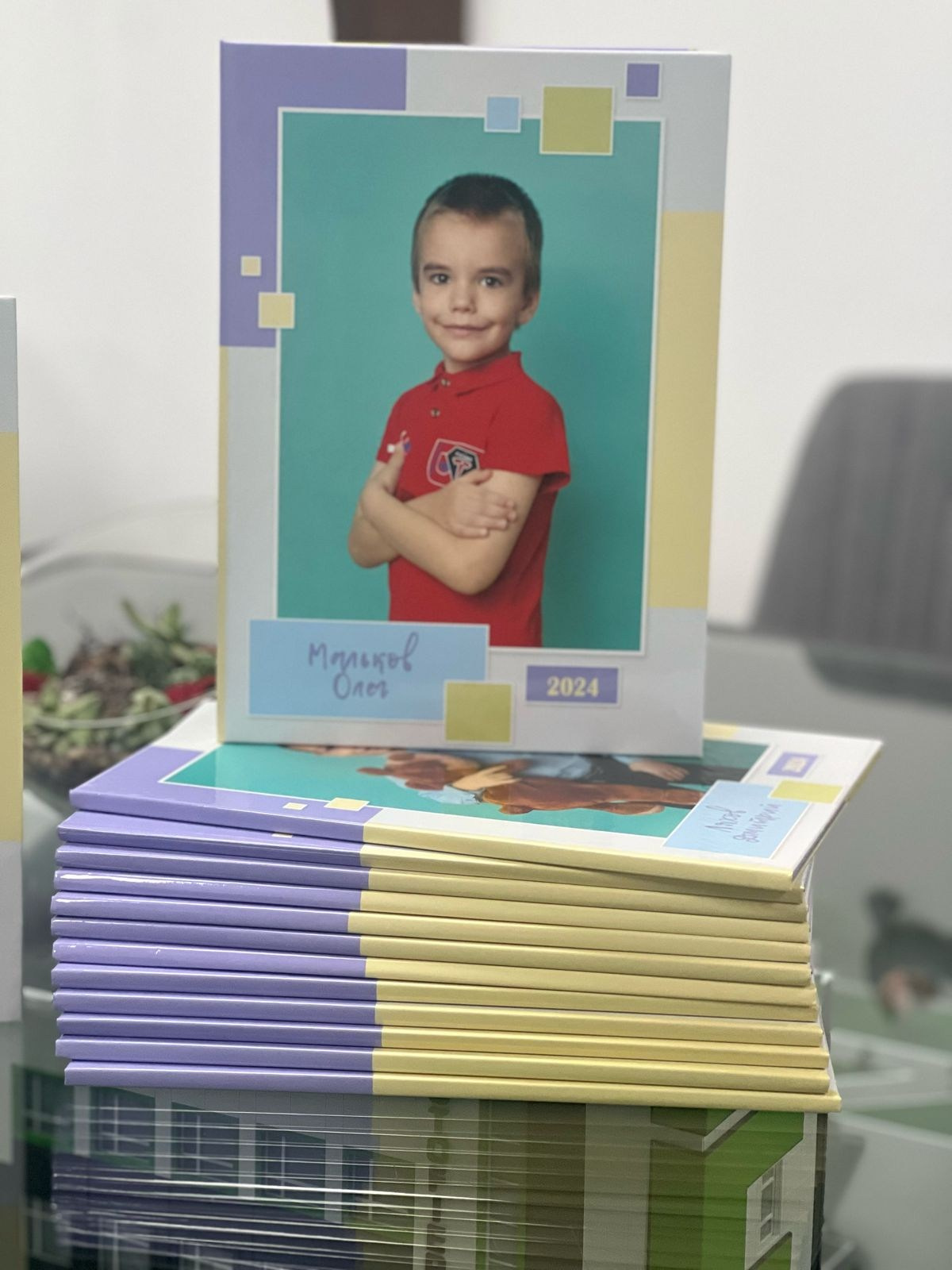 Выпускники. Детская выездная фотостудия. Фотограф новорождённых newborn, годовасие