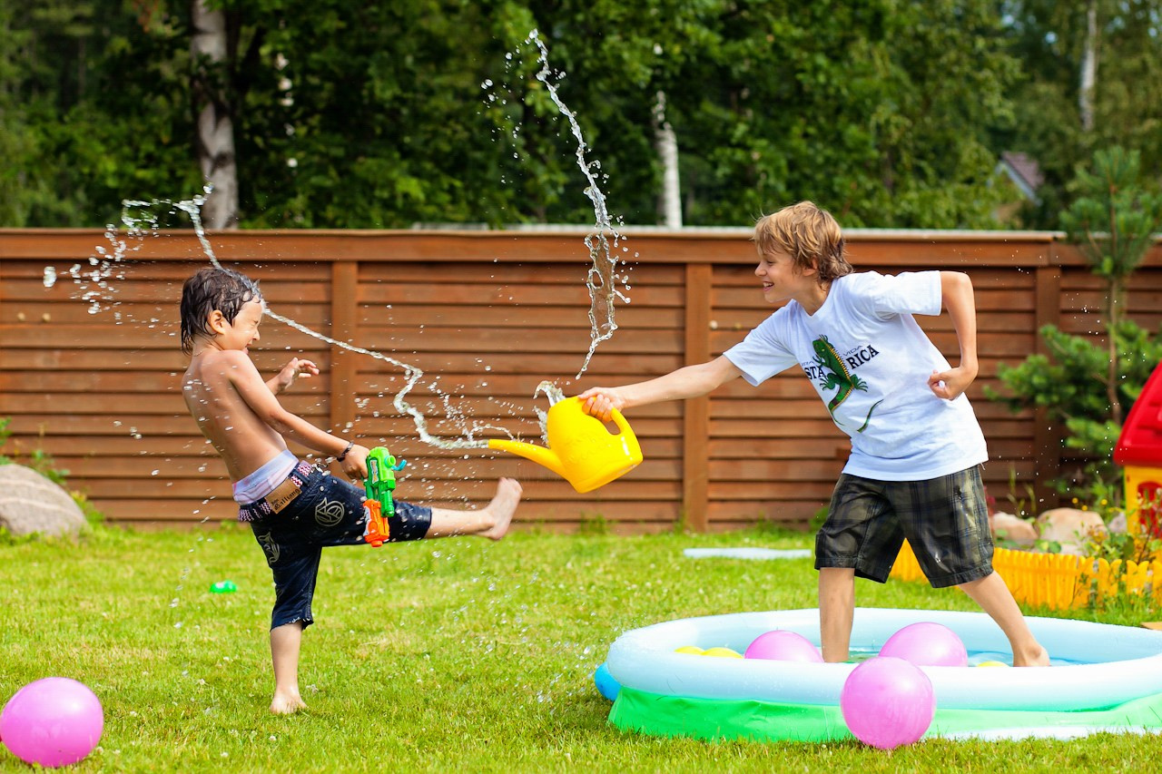 Детское. Фотограф событий, Максим Романенко