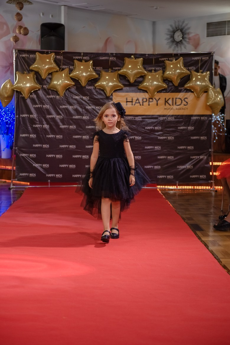 HAPPYkids дефиле санаторий Октябрьский. Семейный и коммерческий фотограф в Сочи Александр Бодунов
