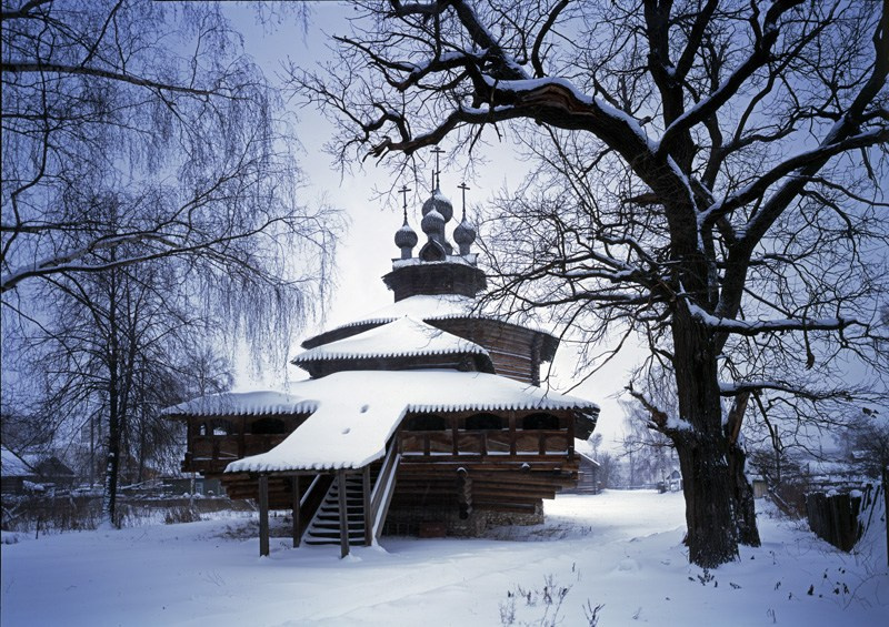 Церковь Собора Богородицы из села Холм Галичского р-на. 1552г. Перевезена в Суздаль