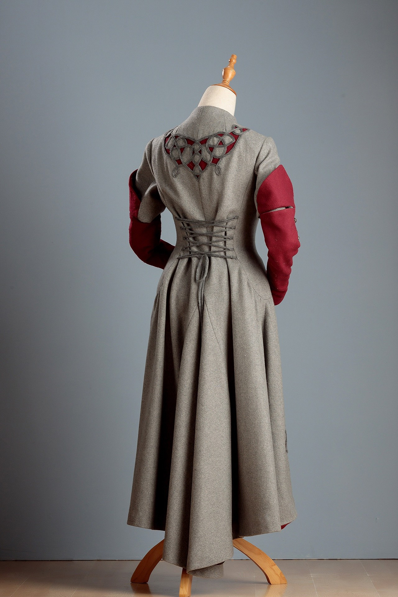 Съёмки для маркетплейсов. Фотограф Александр Калинин