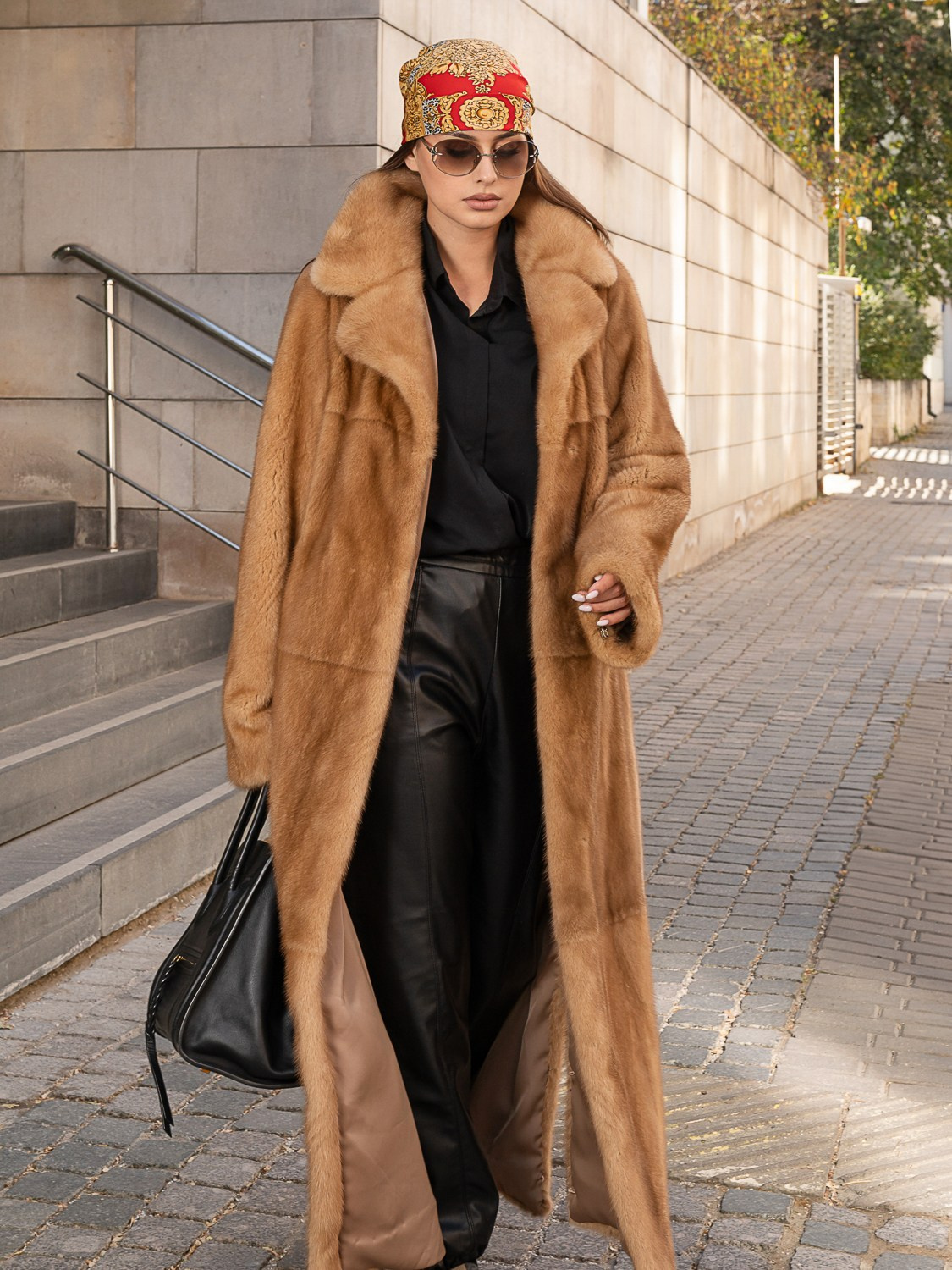 FIOMIO aw'24 street. Дарья Володина — арт и fashion фотограф в Москве | рекламные и ювелирные съемки