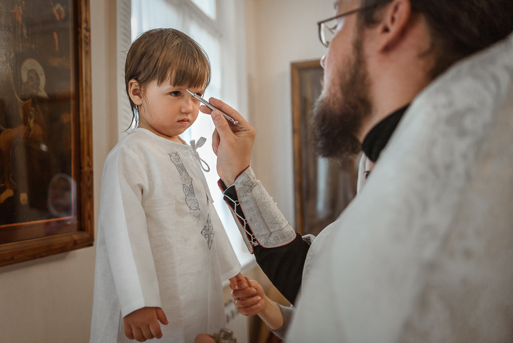 Таинство крещения, кадры. Семейный фотограф в г.Москве Катя Норм