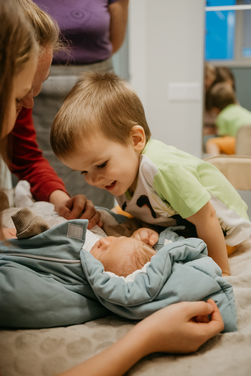 Выписка из роддома и встреча дома. Семейный фотограф в г.Москве Катя Норм