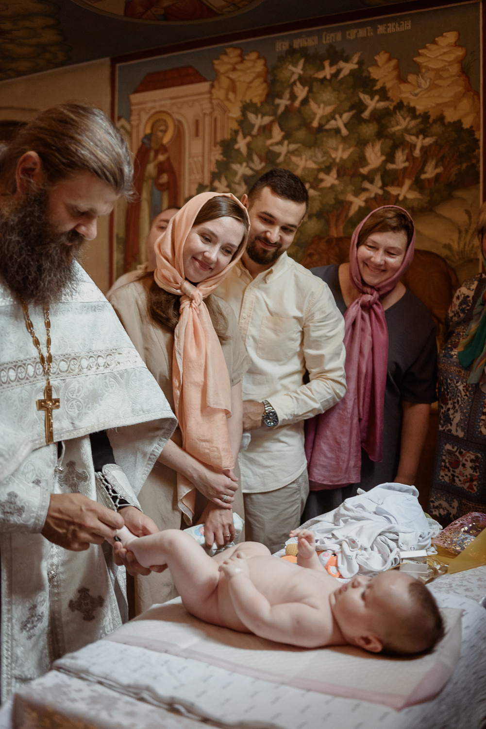 Таинство крещения, кадры. Семейный фотограф в г.Москве Катя Норм
