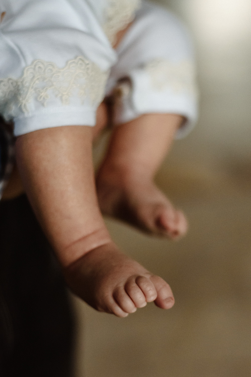 Таинство крещения, кадры. Семейный фотограф в г.Москве Катя Норм