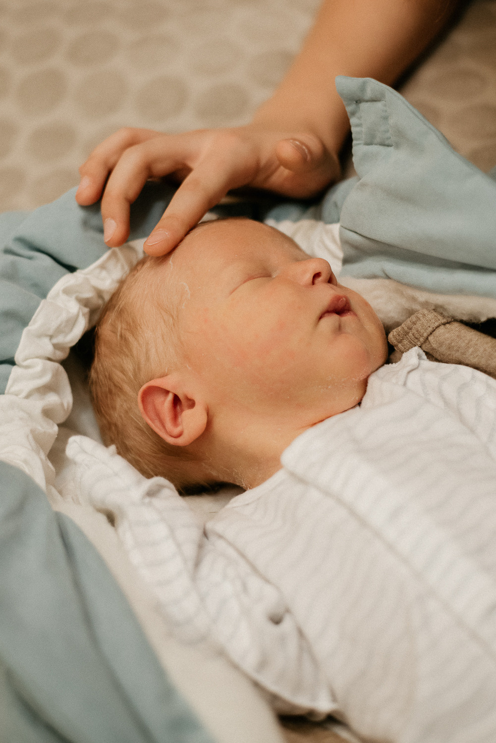 Выписка из роддома и встреча дома. Семейный фотограф в г.Москве Катя Норм