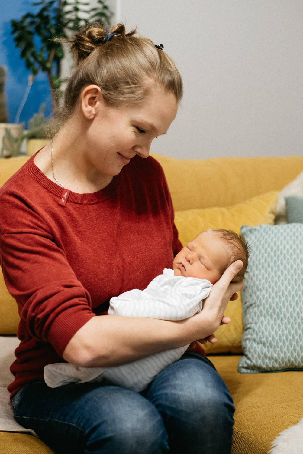 Выписка из роддома и встреча дома. Семейный фотограф в г.Москве Катя Норм