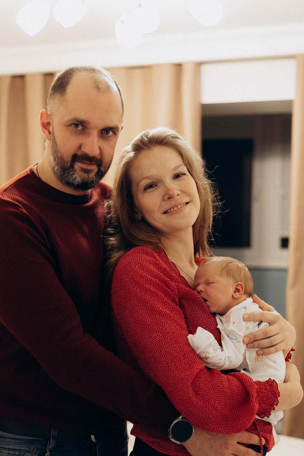 Выписка из роддома и встреча дома. Семейный фотограф в г.Москве Катя Норм