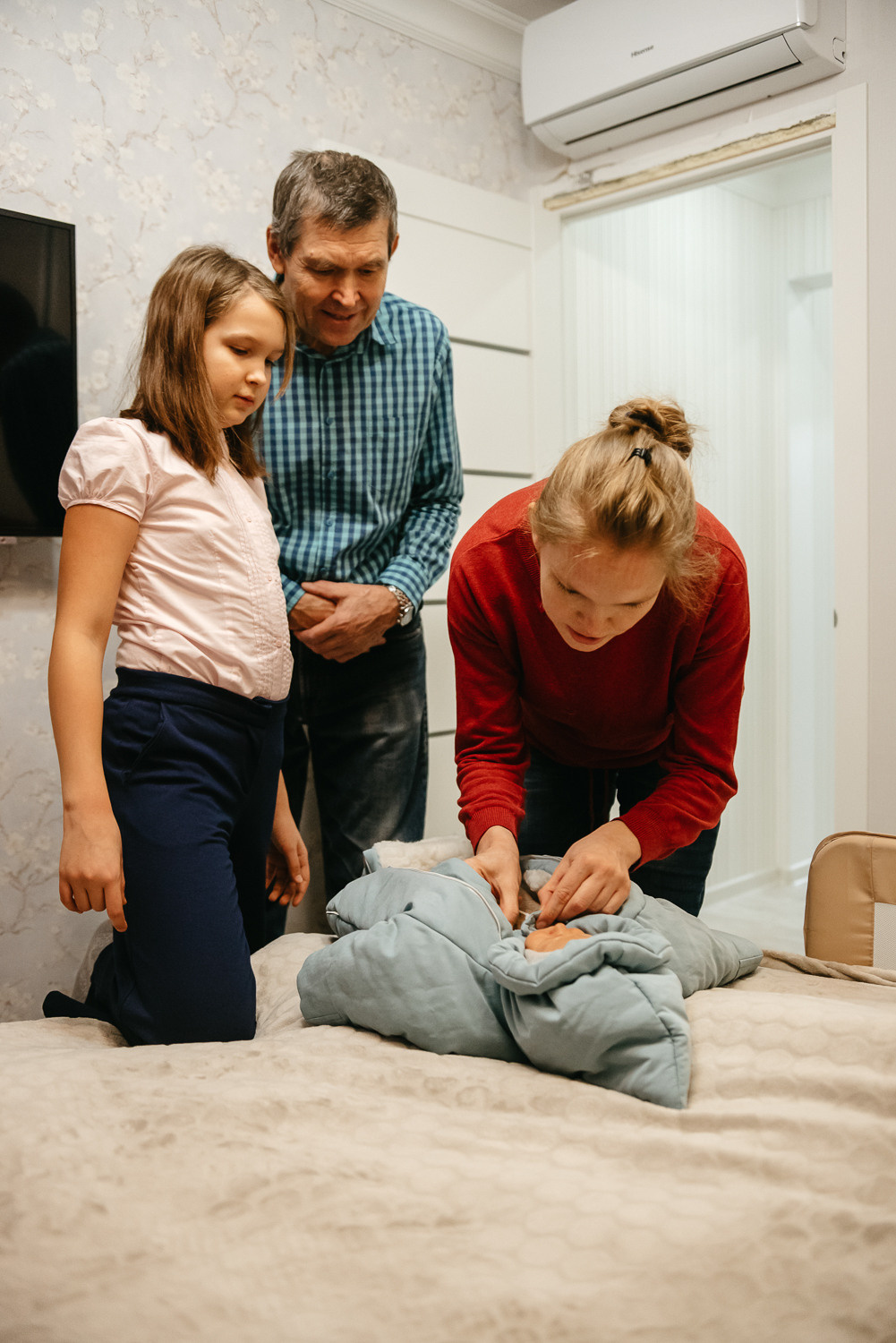 Выписка из роддома и встреча дома. Семейный фотограф в г.Москве Катя Норм
