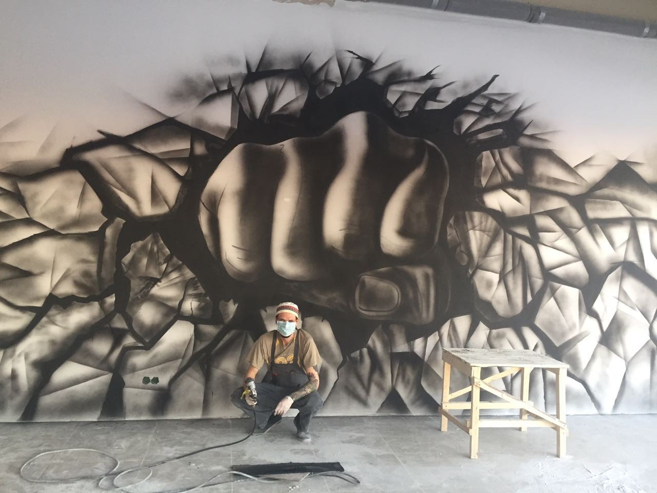 Роспись стен. Яр Панов Арт.Картины, татуировки, роспись стен и одежды в Москве