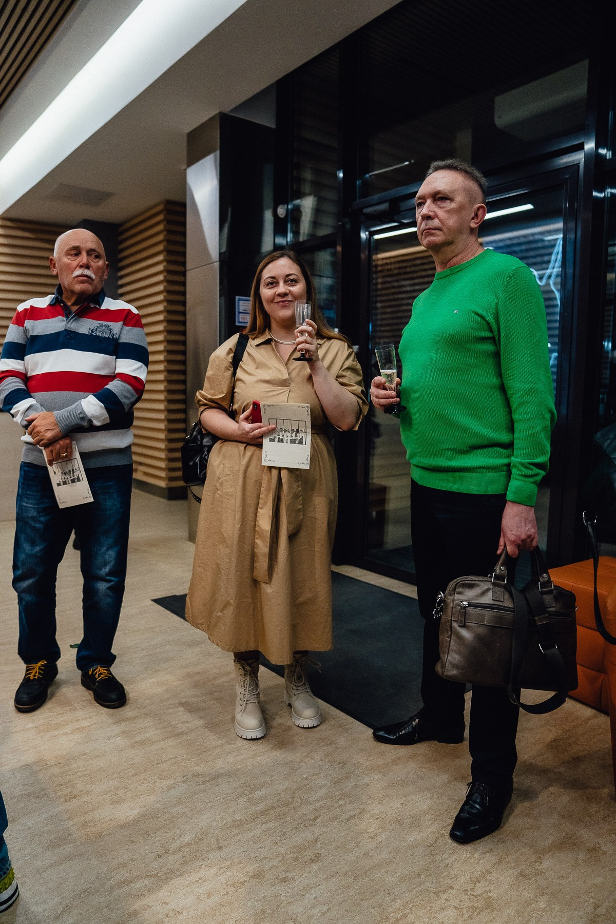 Театр Дом 8 Любящих женщин. Главная