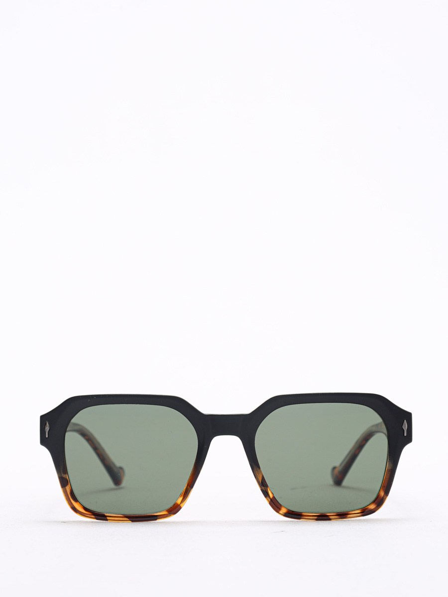 Очки. Предметный фотограф Артём Йома