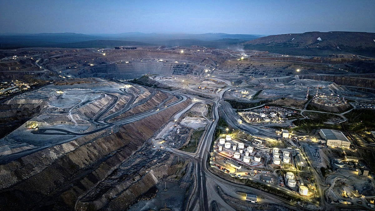 Industry. Павел Маркелов, фотограф