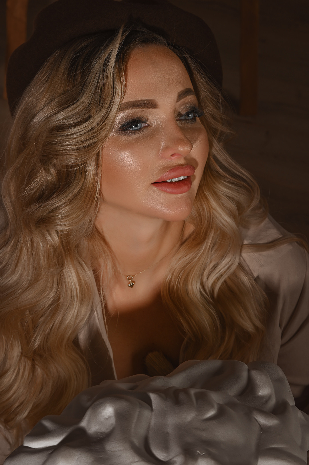 ПРАЙС ФОТОСЕССИИ. ОБУЧЕНИЕ ХУДОЖЕСТВЕННОЙ РЕТУШИ ФОТОГРАФИЙ. ФОТОГРАФ КАРАГАНДА