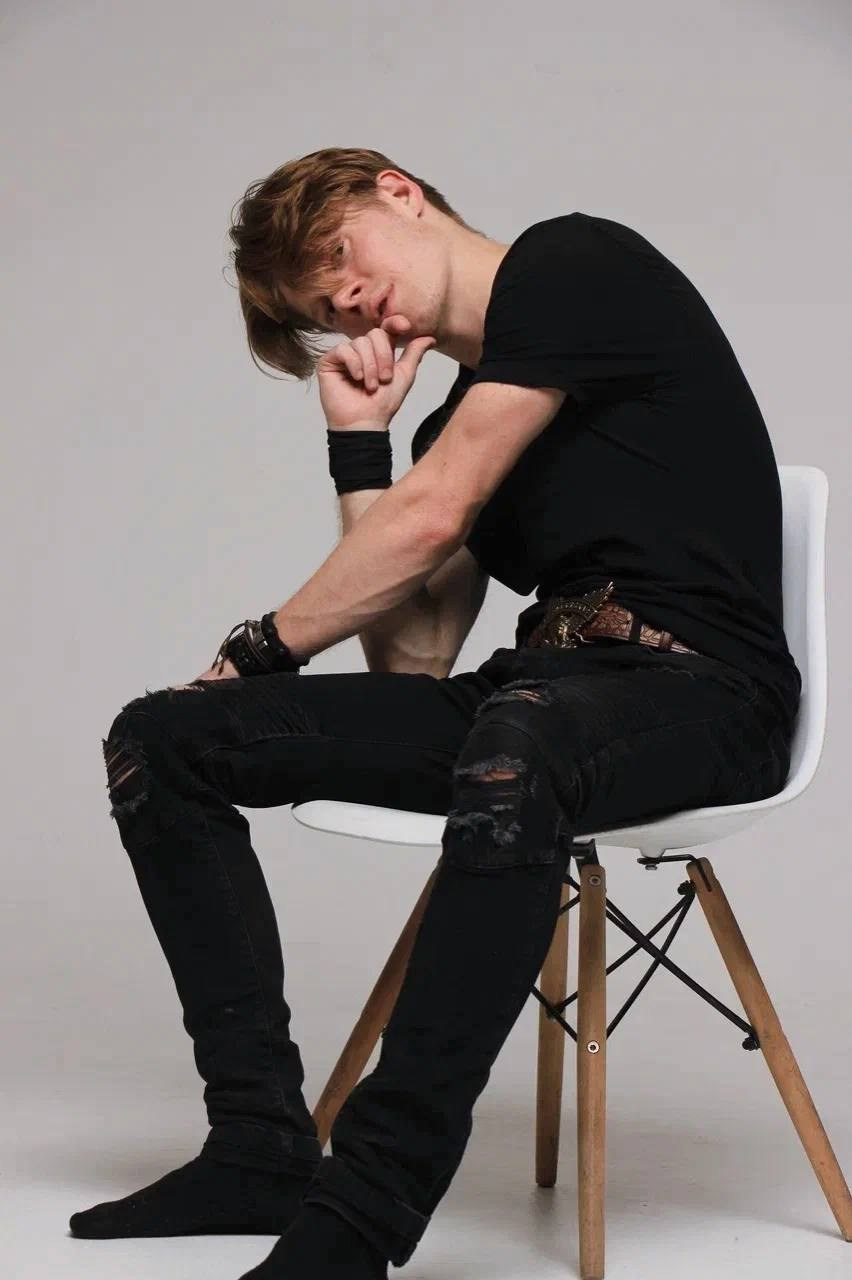 Паша. Костюмер, художник кино и телевидения в спб