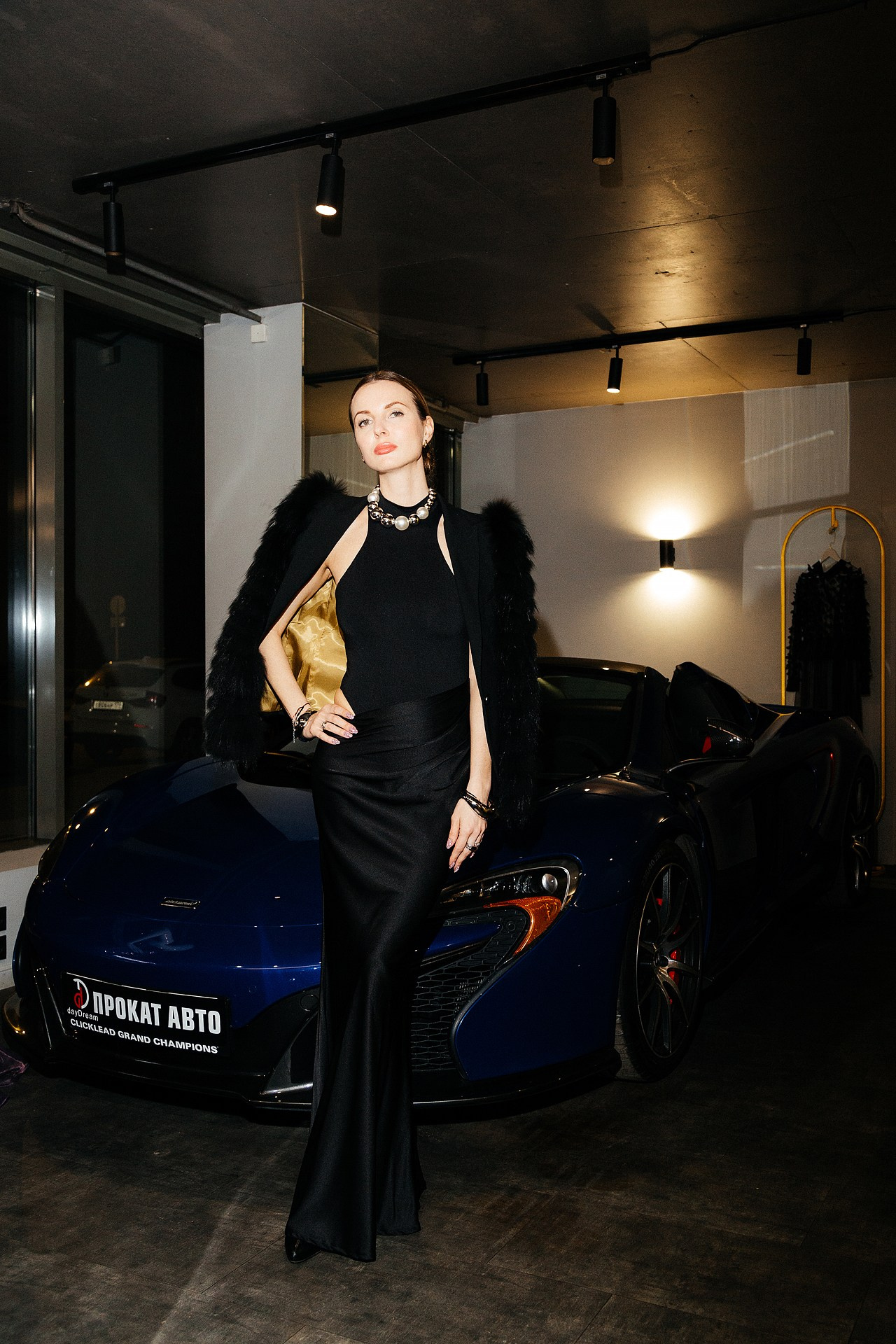 Репортаж в автосалоне. Светский фотограф Санкт-Петербург и ЛО