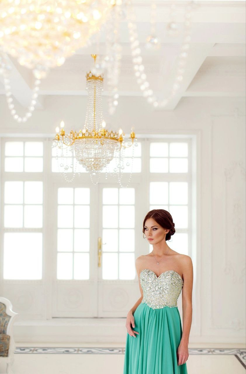 Женский портрет. Женский фотограф в Санк-Петербурге и Москве — фотосессия девушки в студии, портрет, фотосъемка