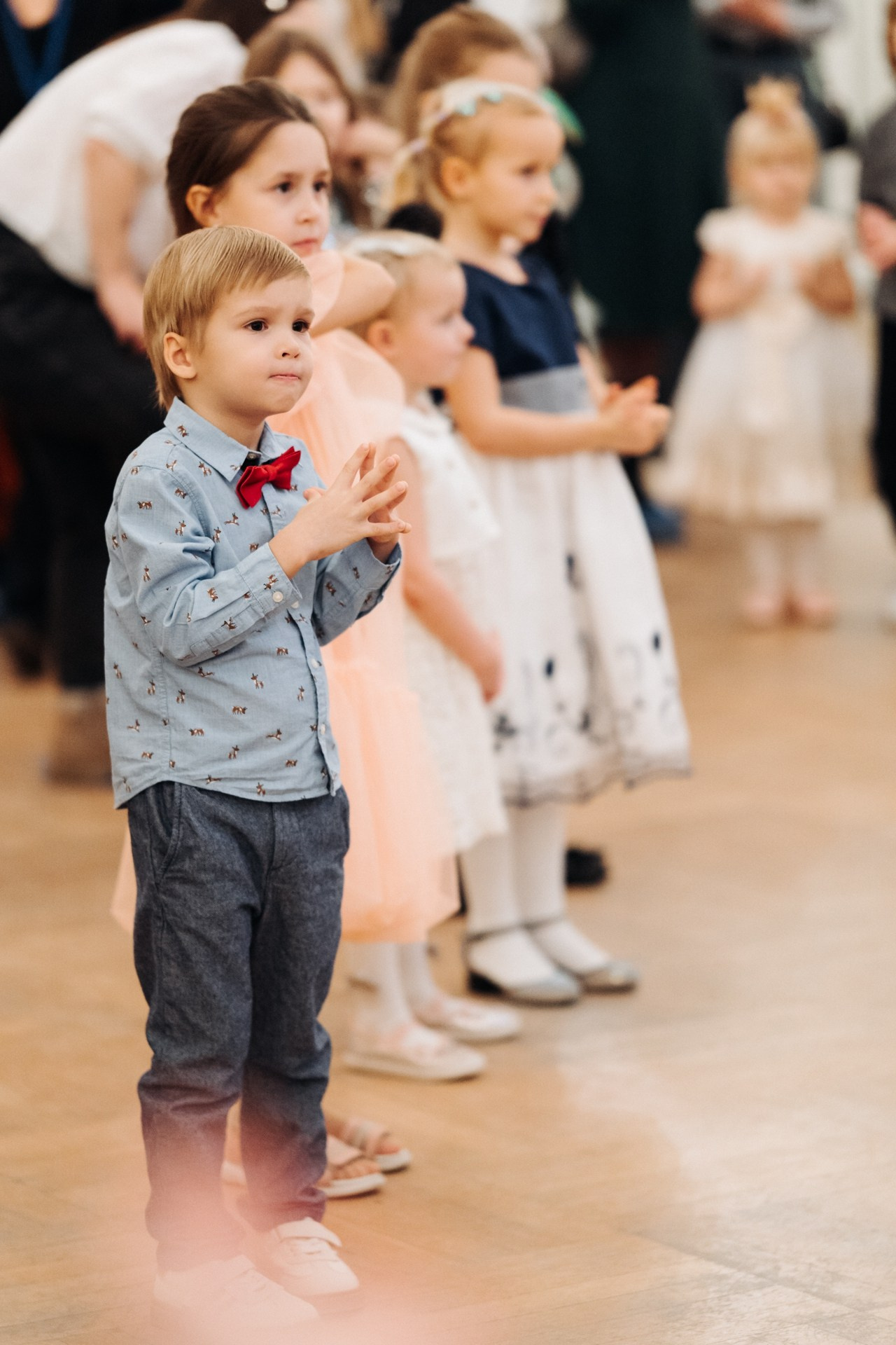 Дети | Новогодняя елка. Репортажный фотограф Санкт-Петербург