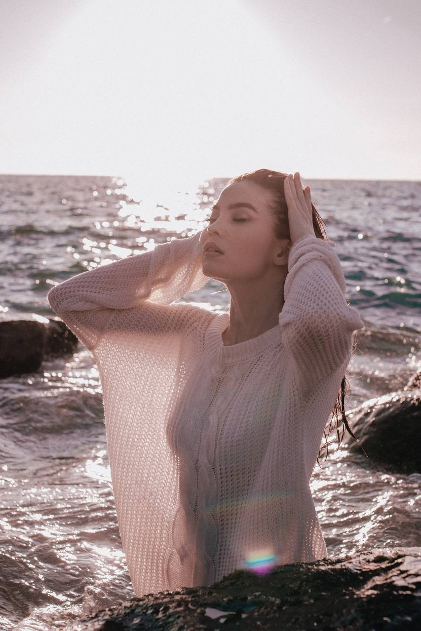 Модель для предметной съемки Аделина Б. Казань| Sale Easy